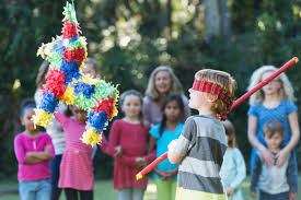 Tradisi Ulang Tahun Unik